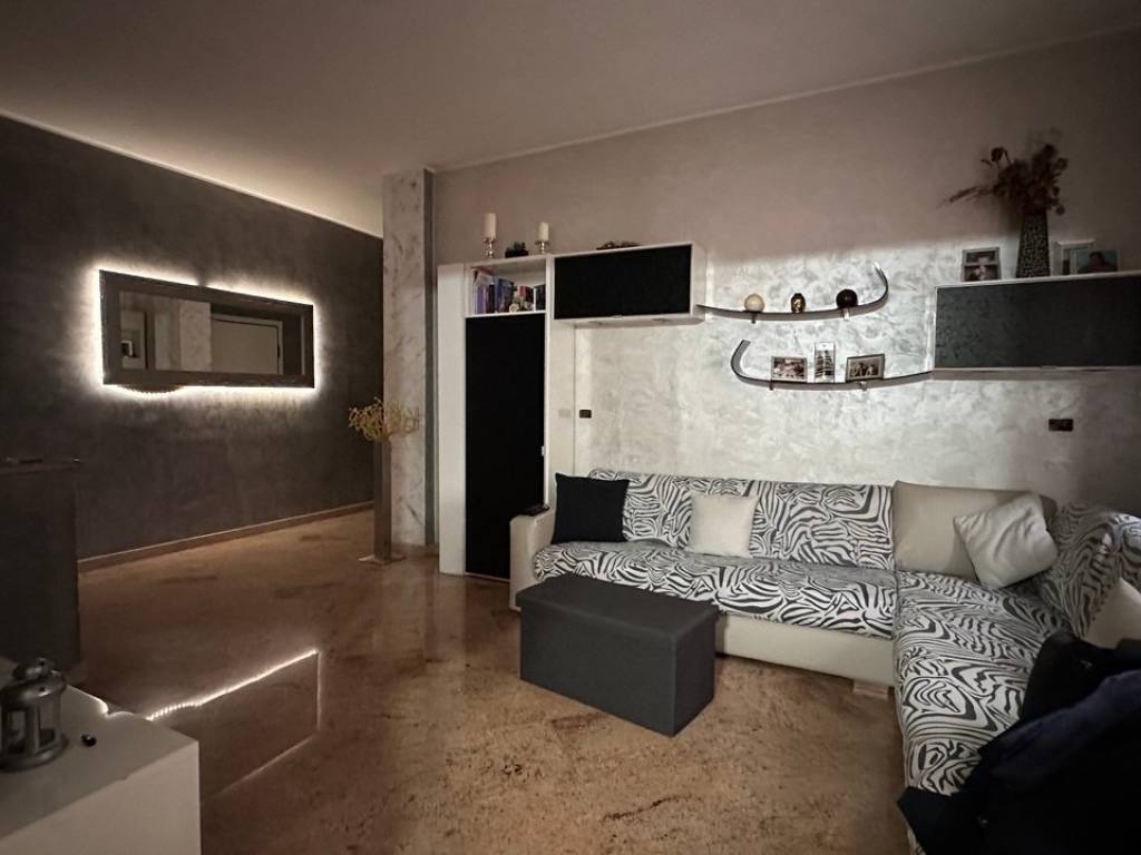 appartamento in vendita a Torino in zona Rebaudengo