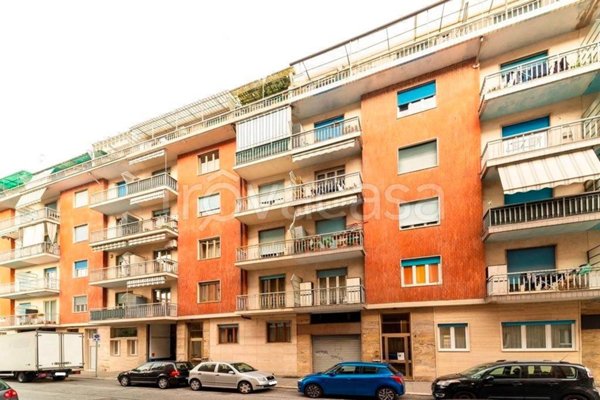 appartamento in vendita a Torino in zona Mirafiori Nord
