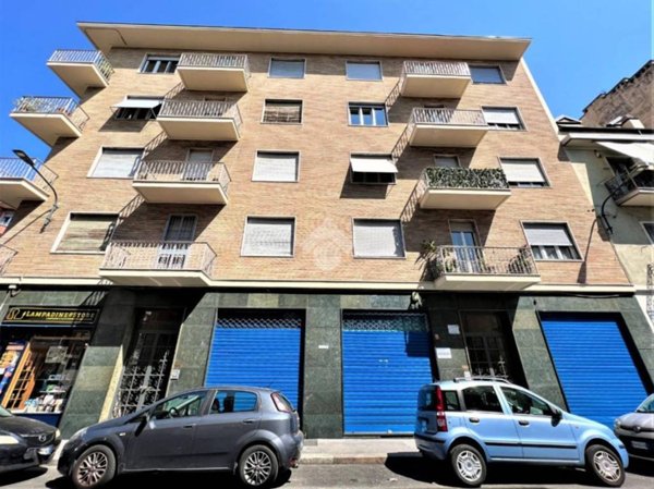 appartamento in vendita a Torino in zona Borgata Vittoria