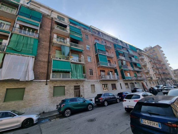 appartamento in vendita a Torino in zona Aurora