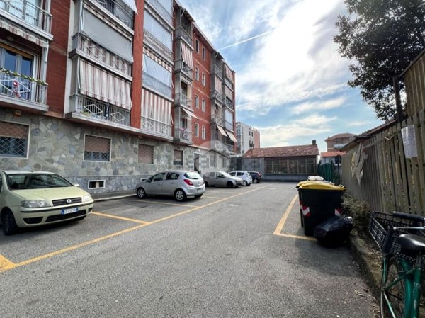 appartamento in vendita a Torino in zona Barca