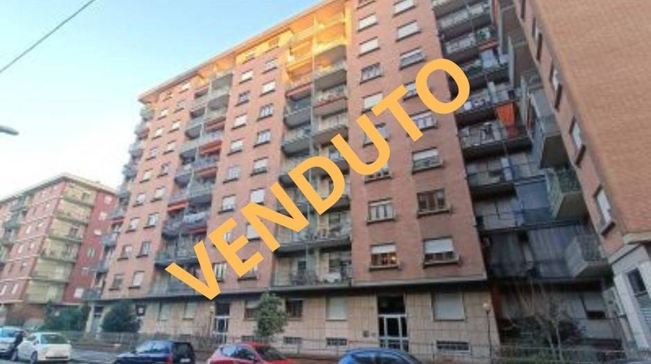 appartamento in vendita a Torino in zona Lingotto