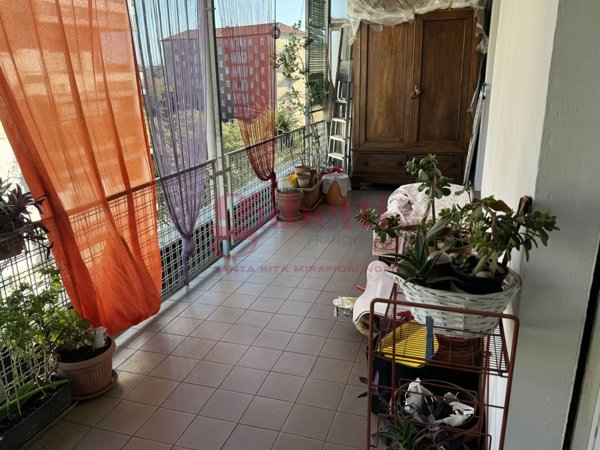 appartamento in vendita a Torino in zona Cit Turin