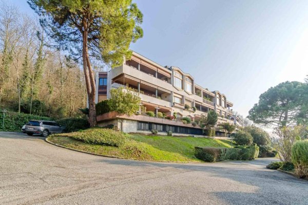 appartamento in vendita a Torino in zona Cavoretto