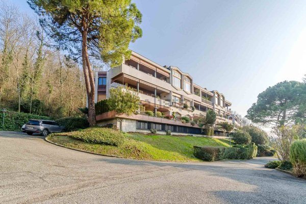 appartamento in vendita a Torino in zona Cavoretto