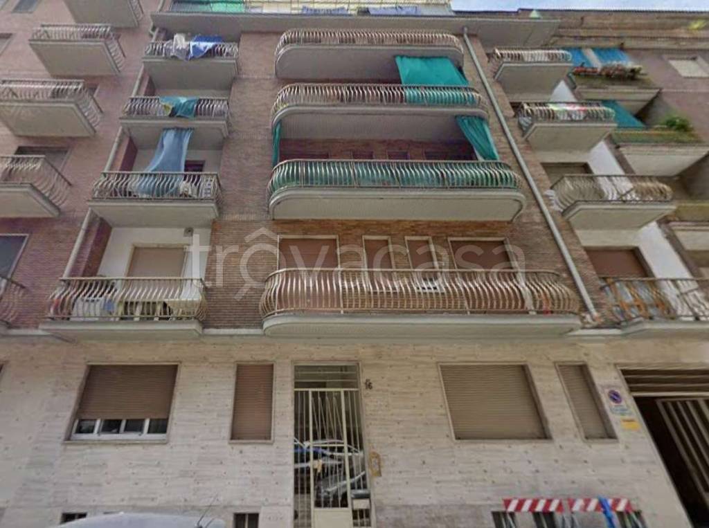 appartamento in vendita a Torino in zona Santa Rita