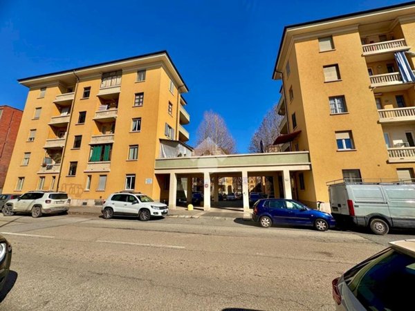 appartamento in vendita a Torino in zona Mirafiori Nord