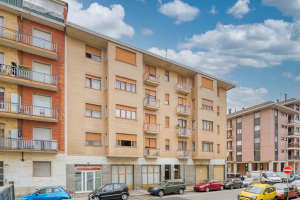 appartamento in vendita a Torino in zona Parella
