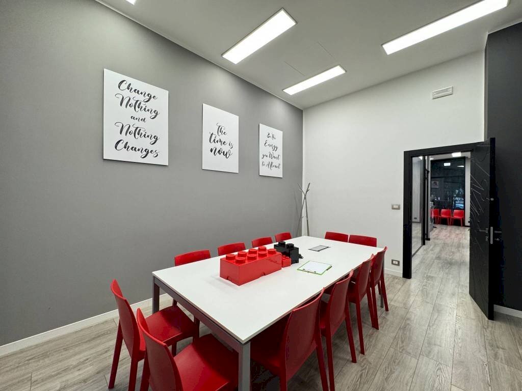 ufficio in vendita a Torino in zona Filadelfia