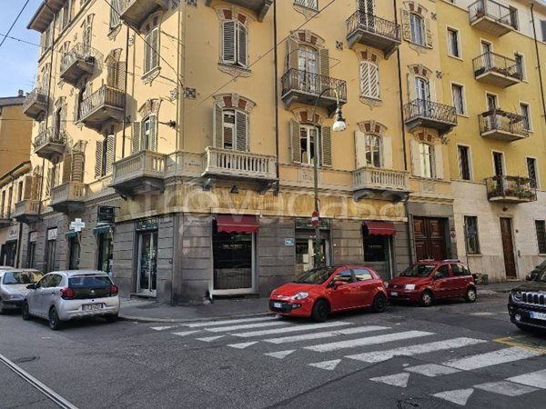 appartamento in vendita a Torino in zona Cenisia