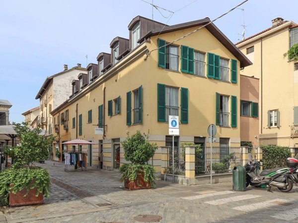 negozio in vendita a Torino in zona Gran Madre