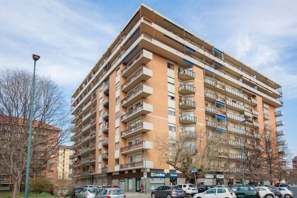 appartamento in vendita a Torino in zona Borgata Vittoria