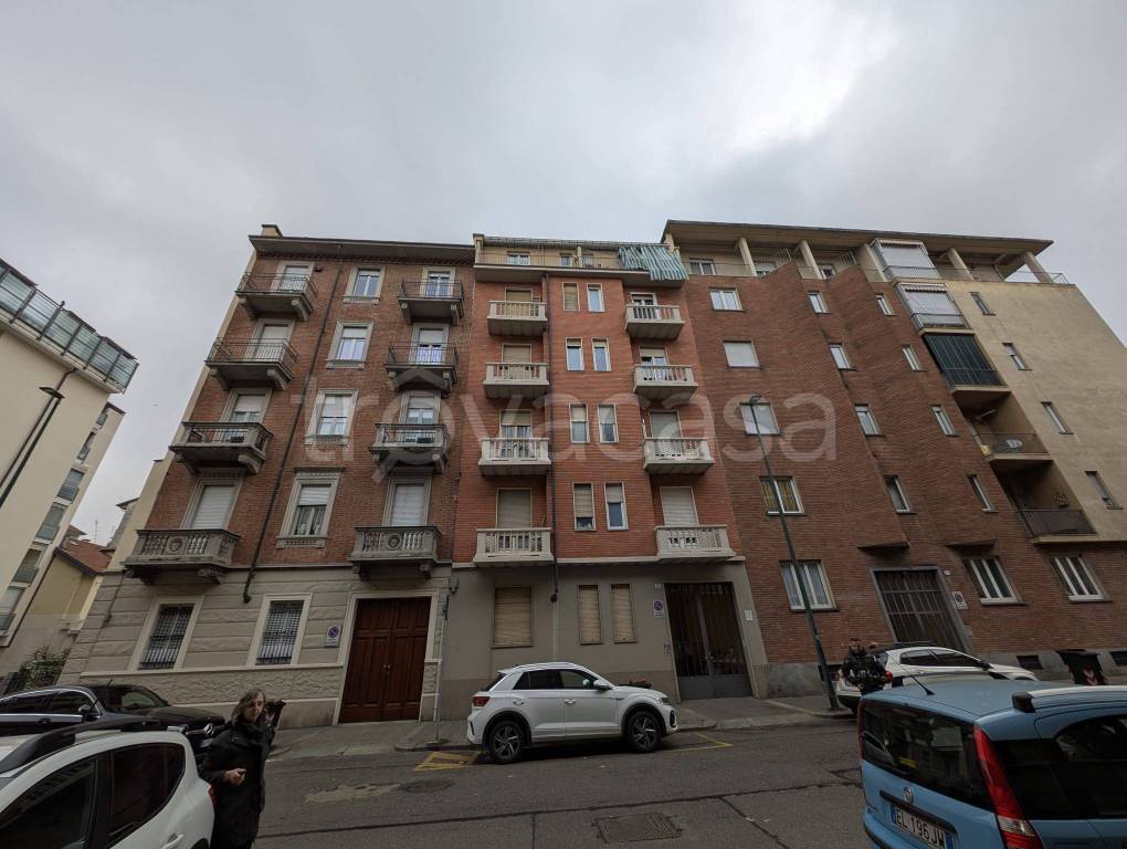 appartamento in vendita a Torino in zona Parella