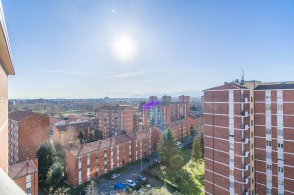 appartamento in vendita a Torino in zona Vallette