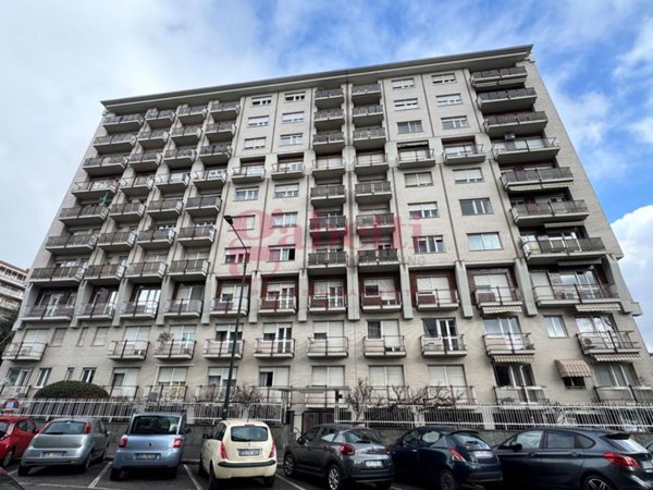 appartamento in vendita a Torino in zona Pozzo Strada