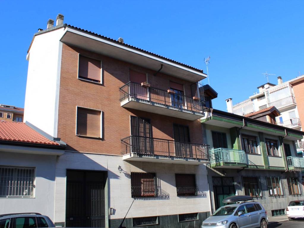 appartamento in vendita a Torino in zona Vanchiglia