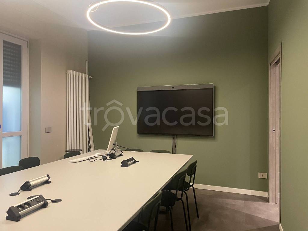 ufficio in vendita a Torino in zona Cit Turin