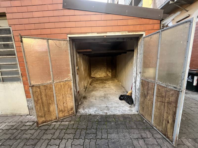 locale di sgombero in vendita a Torino in zona Millefonti