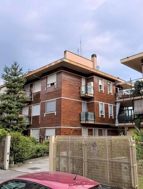 casa indipendente in vendita a Torino in zona Mirafiori Sud