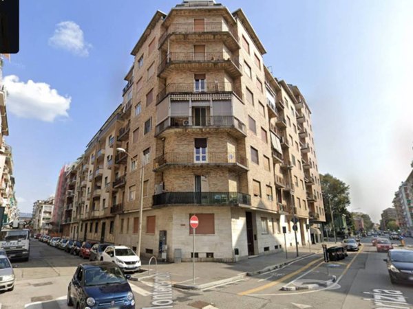 appartamento in vendita a Torino in zona Santa Rita