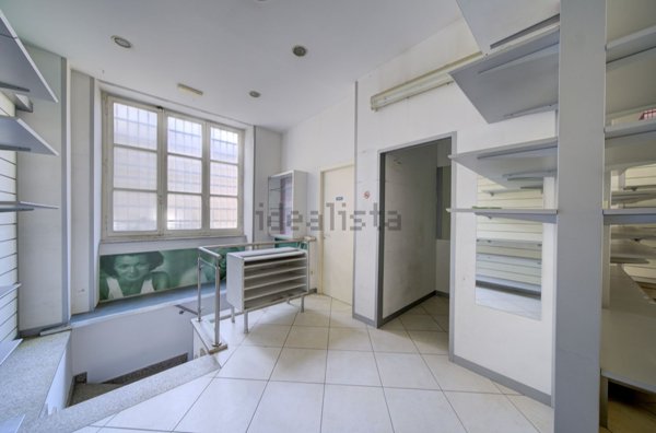casa indipendente in vendita a Torino in zona Vanchiglia