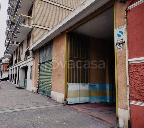capannone in vendita a Torino in zona Madonna di Campagna