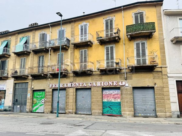 negozio in vendita a Torino in zona Barca