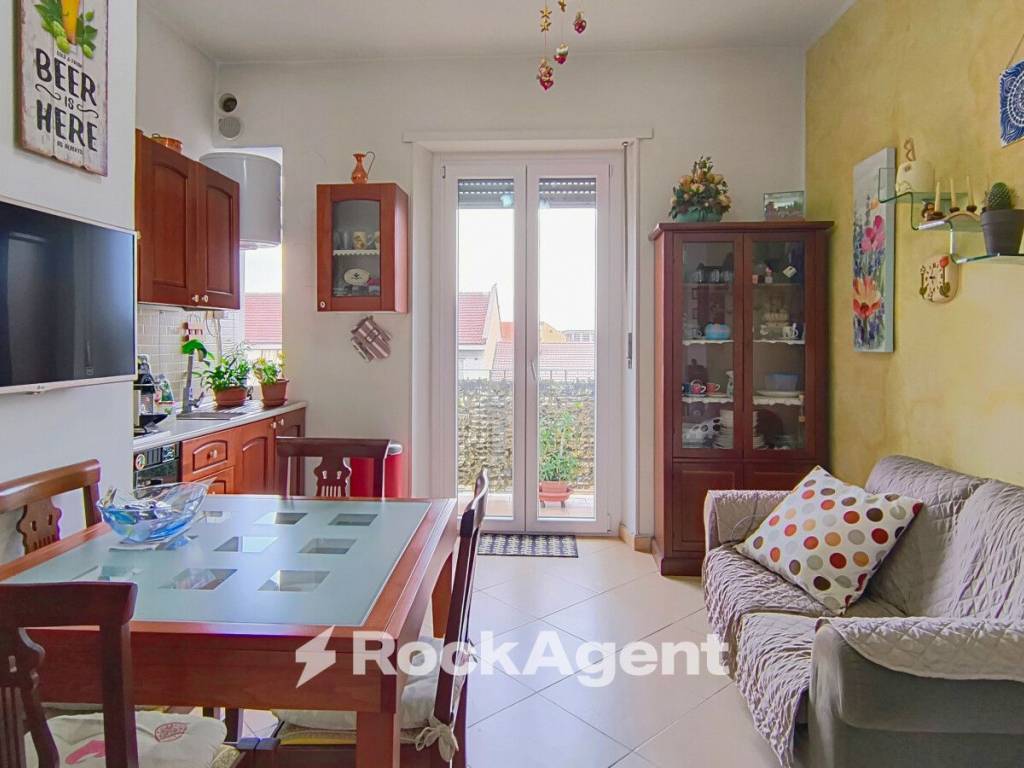 appartamento in vendita a Torino in zona Santa Rita