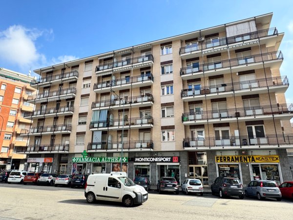 appartamento in vendita a Torino in zona Santa Rita