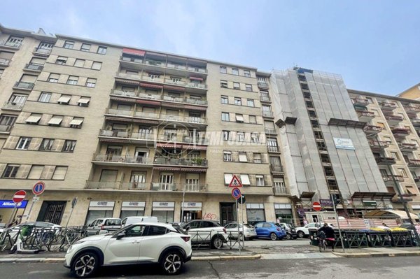 appartamento in vendita a Torino in zona San Salvario