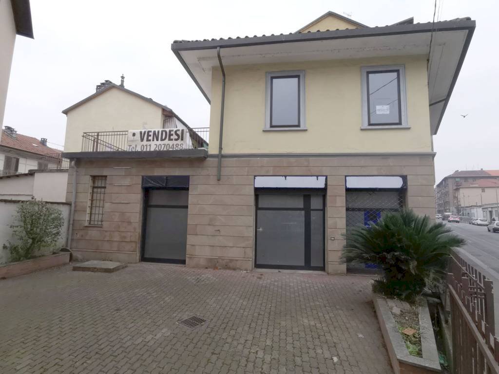 intera palazzina in vendita a Torino in zona Cit Turin