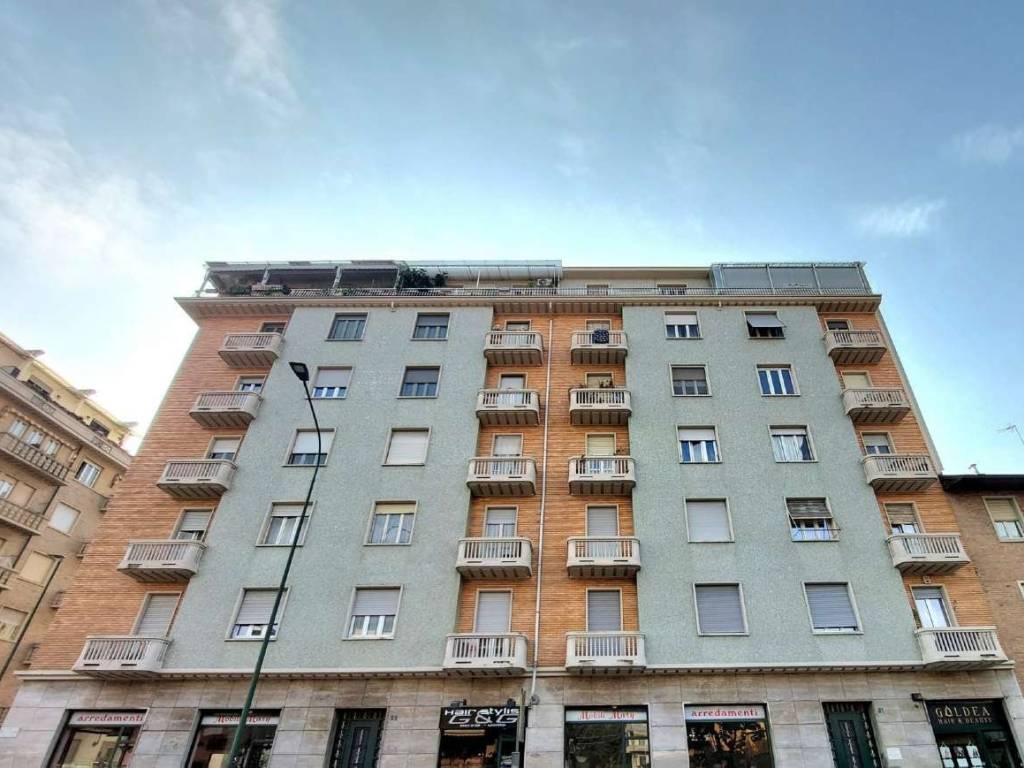 appartamento in vendita a Torino in zona Campidoglio