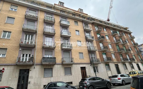 appartamento in vendita a Torino in zona Parella