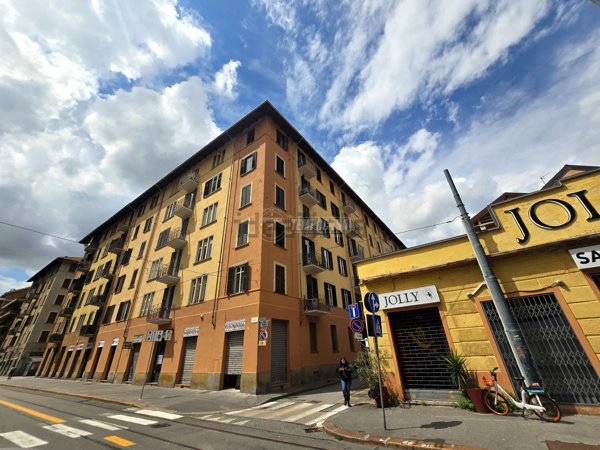 appartamento in vendita a Torino in zona Lingotto