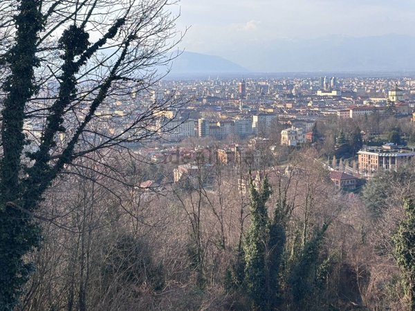 casa indipendente in vendita a Torino in zona Borgo Po