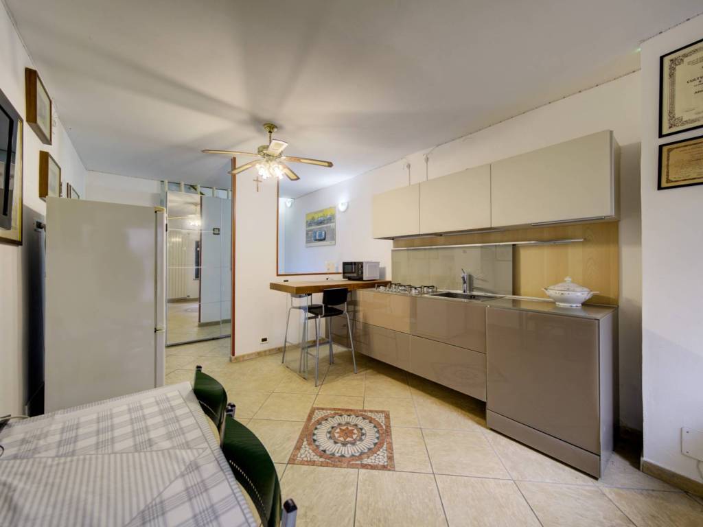 casa indipendente in vendita a Torino in zona Parella