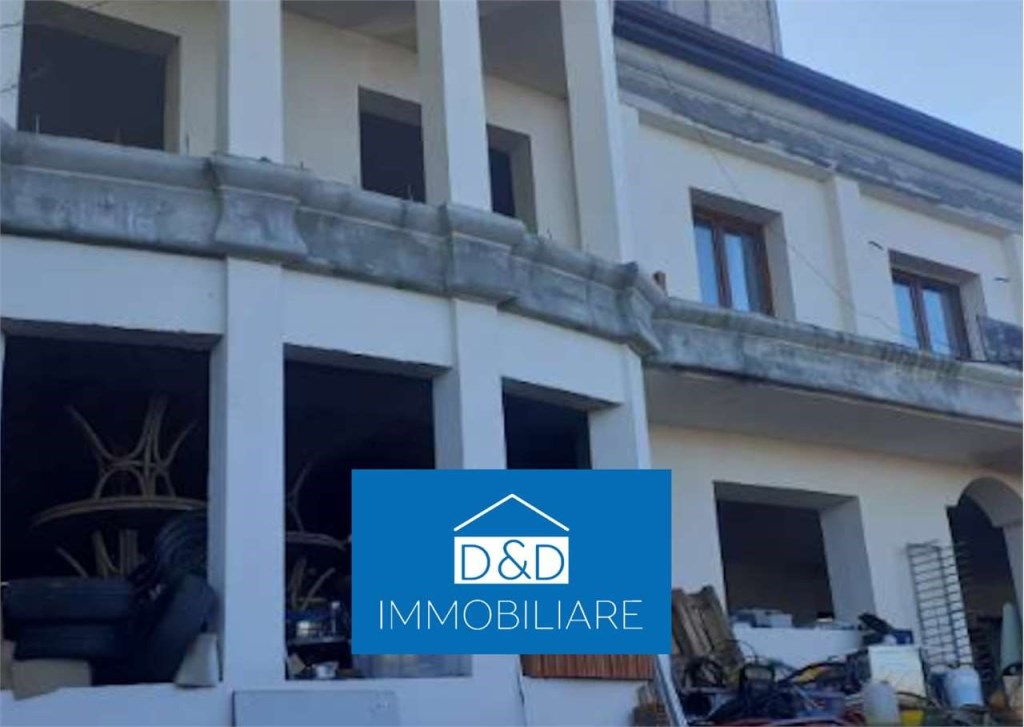 casa indipendente in vendita a Torino in zona Cavoretto