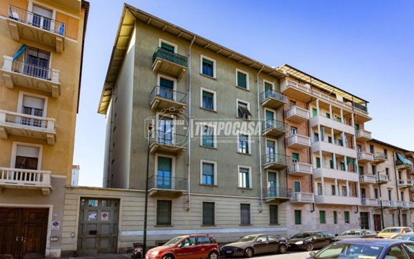 appartamento in vendita a Torino in zona Parella