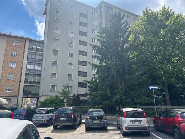 appartamento in vendita a Torino in zona Lingotto
