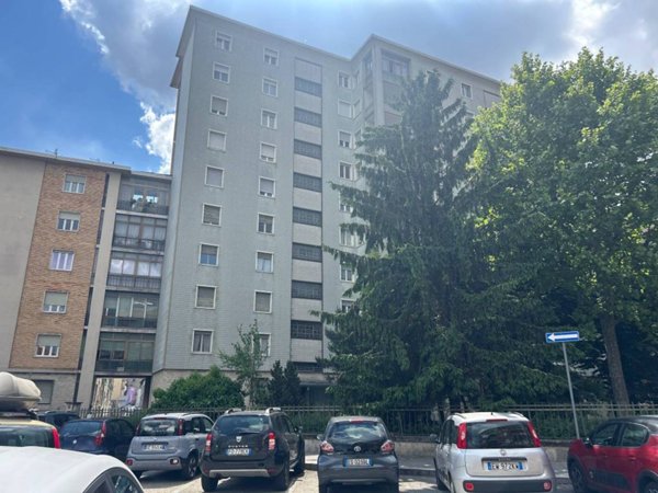 appartamento in vendita a Torino in zona Lingotto