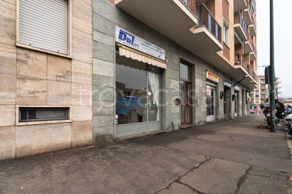 appartamento in vendita a Torino in zona Lucento