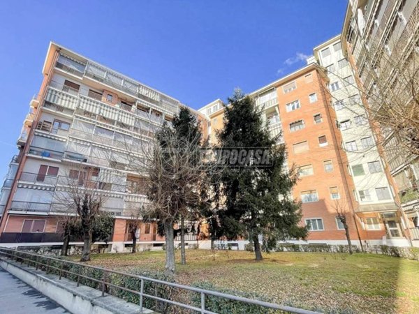 appartamento in vendita a Torino in zona Falchera