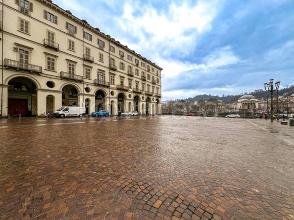 appartamento in vendita a Torino in zona Centro Storico