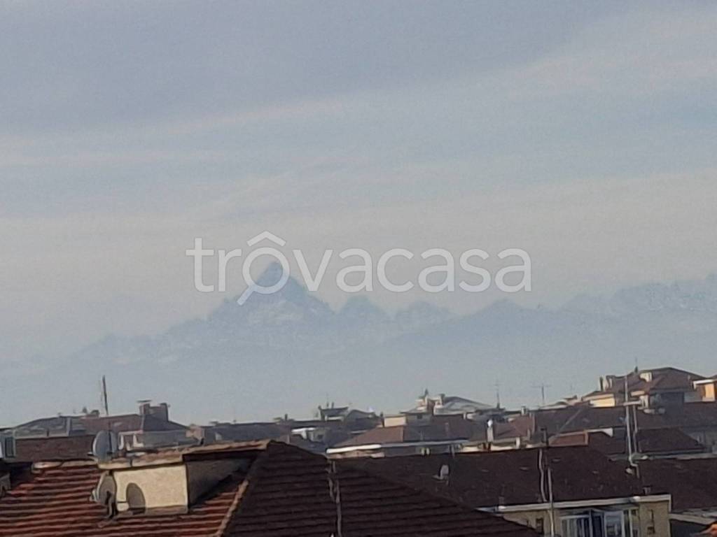 appartamento in vendita a Torino in zona Parella