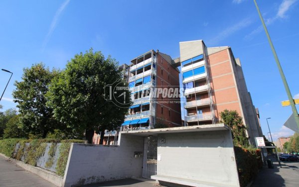 appartamento in vendita a Torino in zona Mirafiori Nord