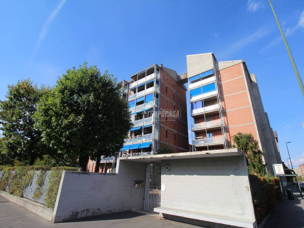 appartamento in vendita a Torino in zona Mirafiori Nord