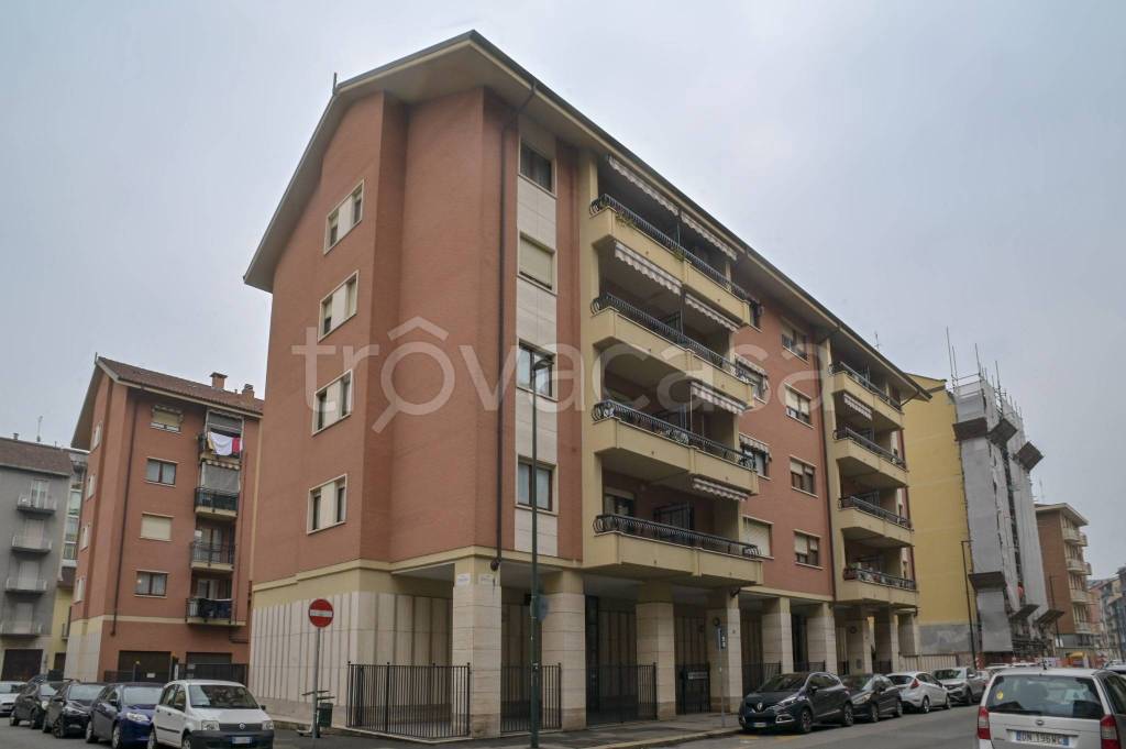 appartamento in vendita a Torino in zona Borgo San Paolo