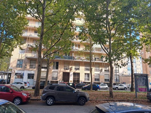 appartamento in vendita a Torino in zona Lingotto