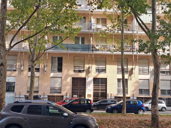 appartamento in vendita a Torino in zona Lingotto
