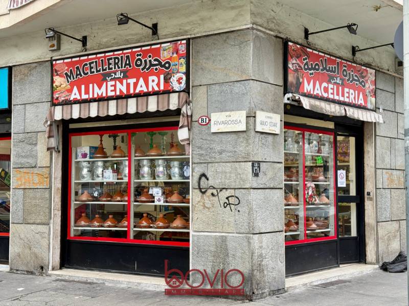 locale commerciale in vendita a Torino in zona Barriera di Milano
